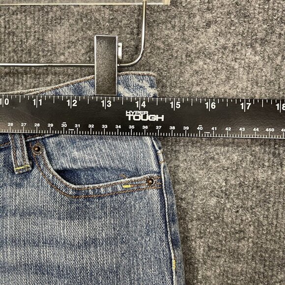 Squeeze Jeans Womens 3/4 Blue Light Wash Bootcut Distressed Embroidered Y2K - Picture 8 of 16